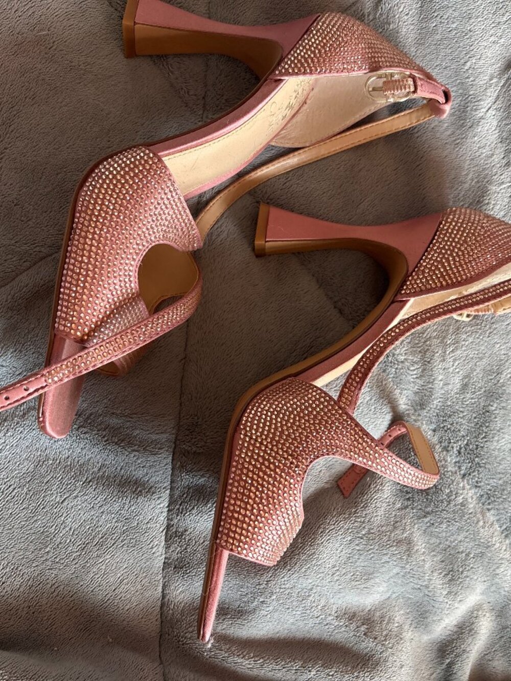 Vince Camuto Dusty Rose Sparkly Hourglass Heels (Size 8)
